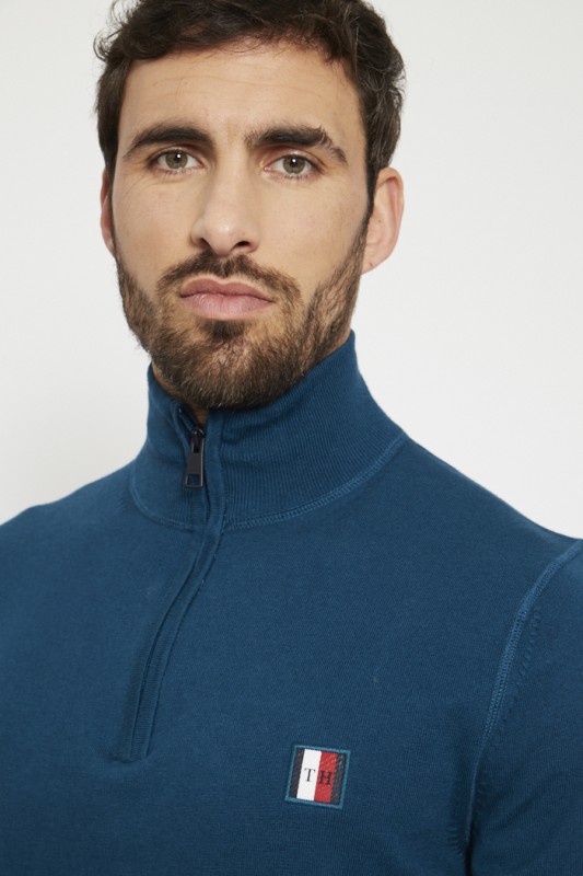 Pull col zippé