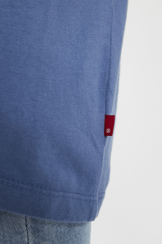T-shirt bleu