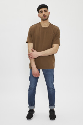 T-shirt marron