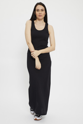 Robe noire longue