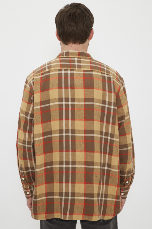 Chemise à carreaux