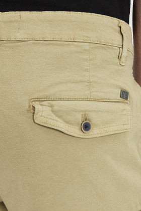 Short cargo