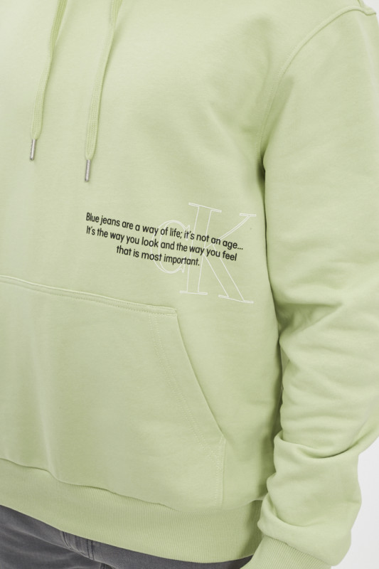 Sweat vert à capuche