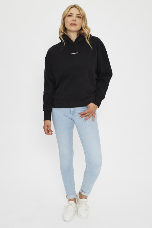 Sweat noir à capuche
