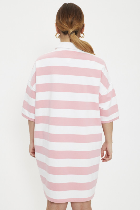 Robe à rayures