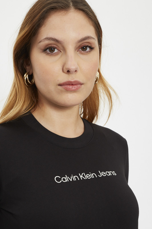 T-shirt noir manches longues