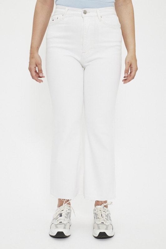 Jeans blanc coupe flare pour femme
