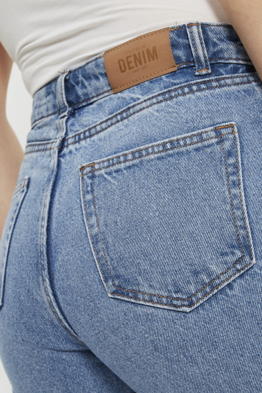 Jeans délavé DAD coupe droite pour femme