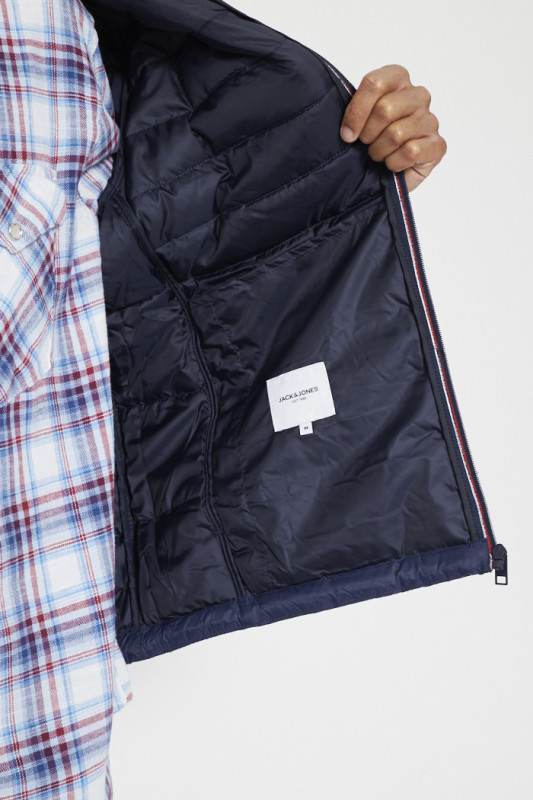 Doudoune pour homme à capuche