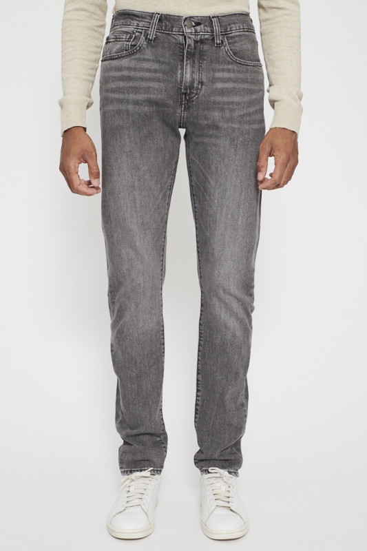 jeans levi's coupe slim fuselée gris