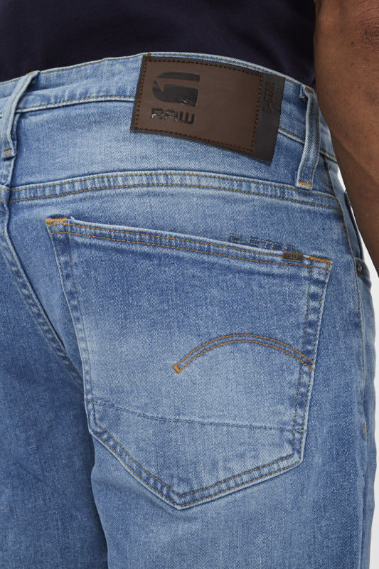 Jeans en coton pour homme coupe droite