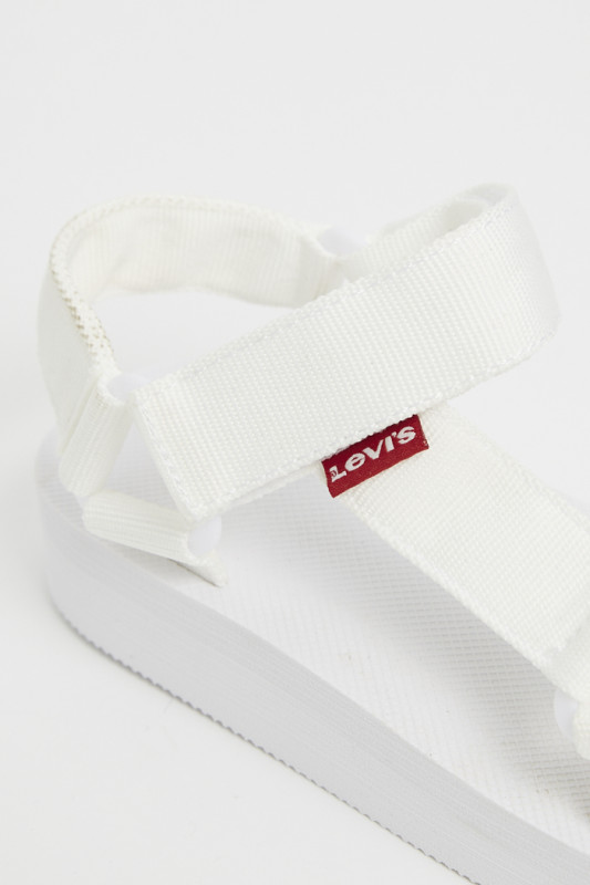 Sandals Cadys blanches pour femme marque Levi's semelle plateforme