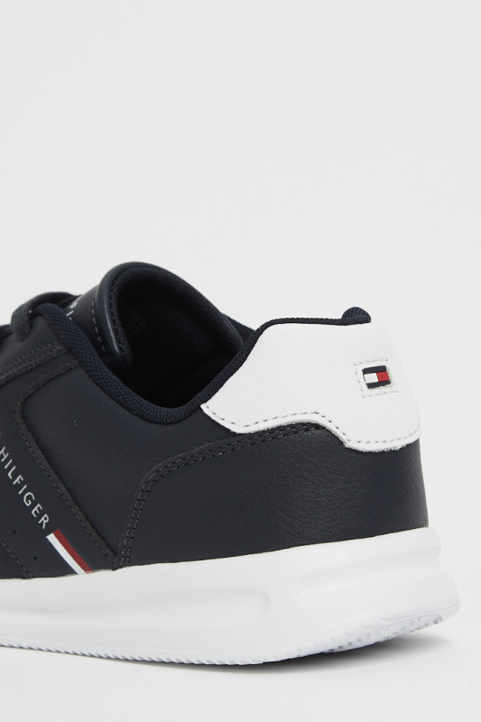 Baskets bleu marine en cuir homme branding tommy hilfiger sur le côté droit de la chaussure