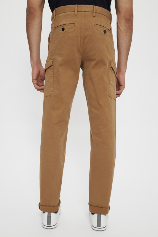 Chino cargo marron coupe décontractée
