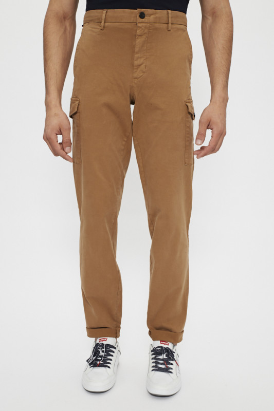 Chino cargo marron coupe décontractée homme