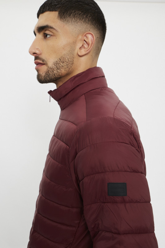 Doudoune matelassée bordeaux coupe droite homme Jack & Jones manches longues
