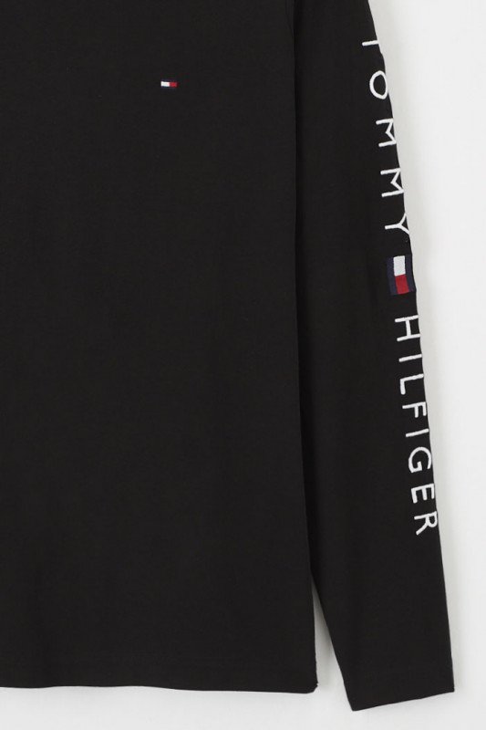 T-shirt manches longues noir coupe ajustée homme