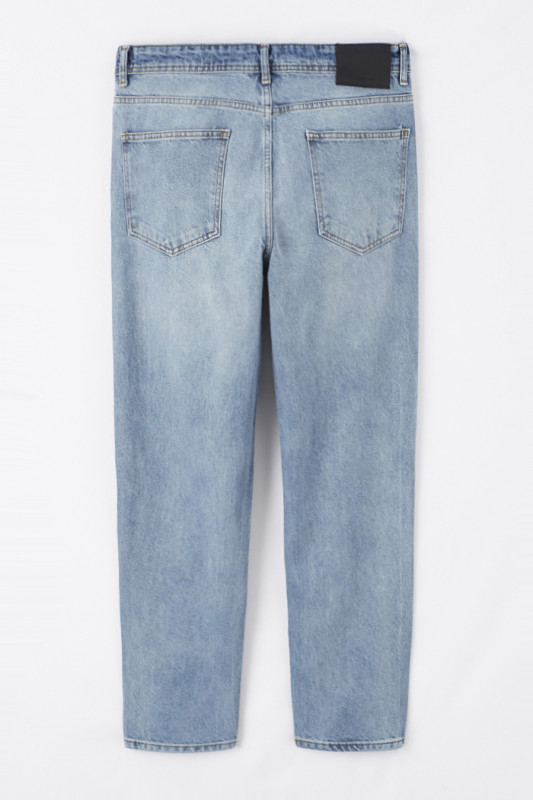 Jeans bleu denim délavé coupe confort