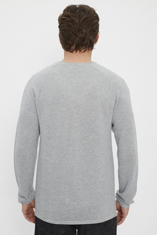 Pull maille col rond gris perle homme