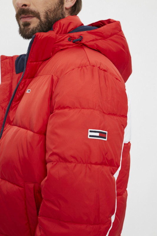 Doudoune rouge Tommy Hilfiger avec fermeture zippée